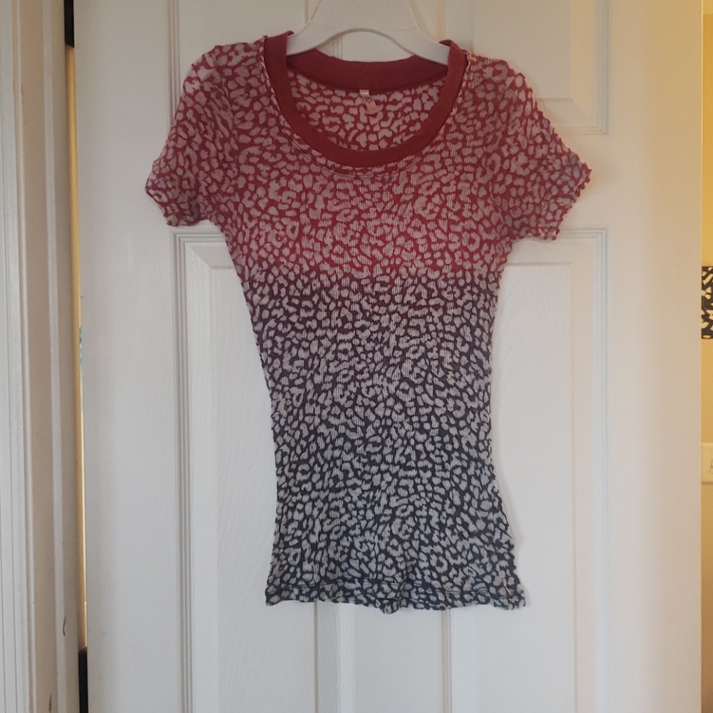 Leopard pattern top